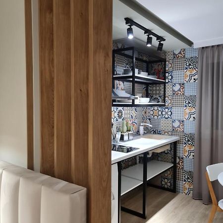 Tam Serviced Studio Apartment Myslym Shyri No1 Tirana Exterior foto