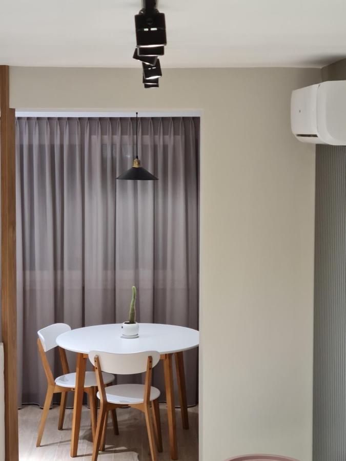 Tam Serviced Studio Apartment Myslym Shyri No1 Tirana Exterior foto